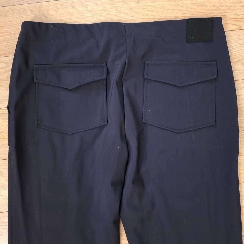 PAIRE Black Joggers- L - Picture 9 of 12